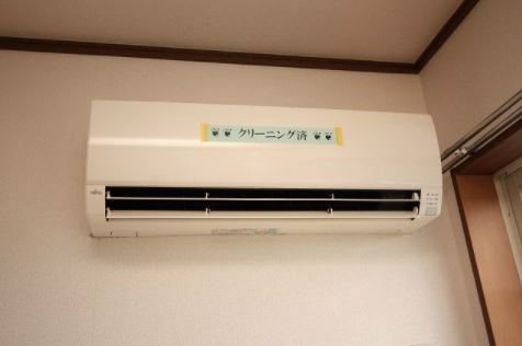 楽市リバーサイドプレイス１ 冷暖房機能付きエアコン