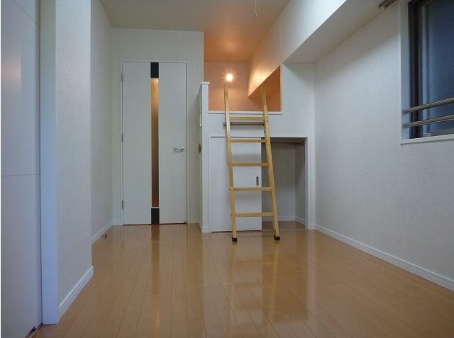 アクタス博多Vタワー  ロフト　※別部屋参考写真。