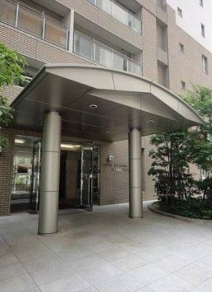 サヴォイマキシマイズ博多ステーション  エントランススペースです