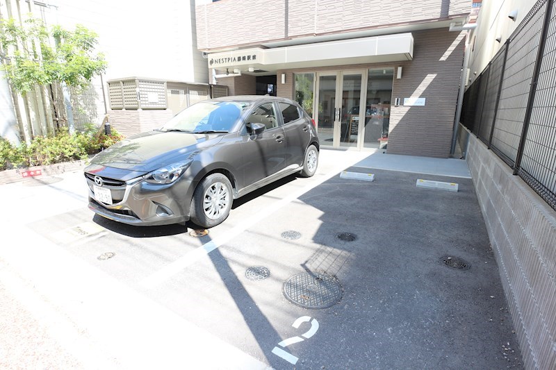 ネストピア藤崎駅前 駐車場