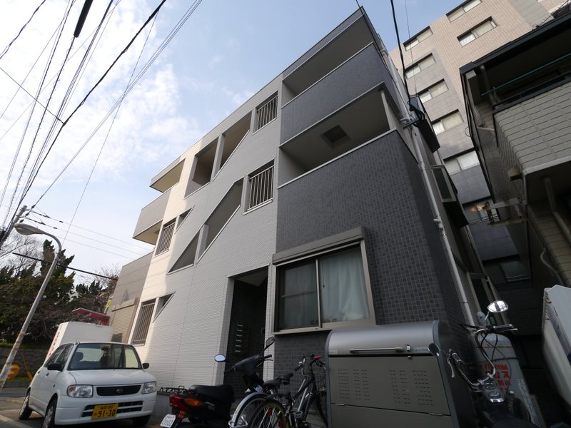 GOLDWINGヤフードーム前  外観