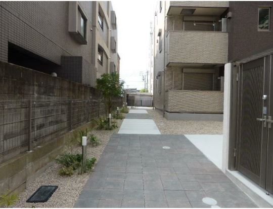 ヴェルカーサ大橋 エントランス