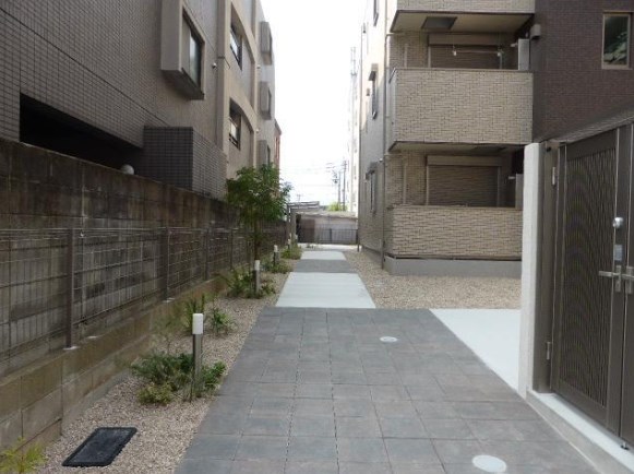 ヴェルカーサ大橋 玄関