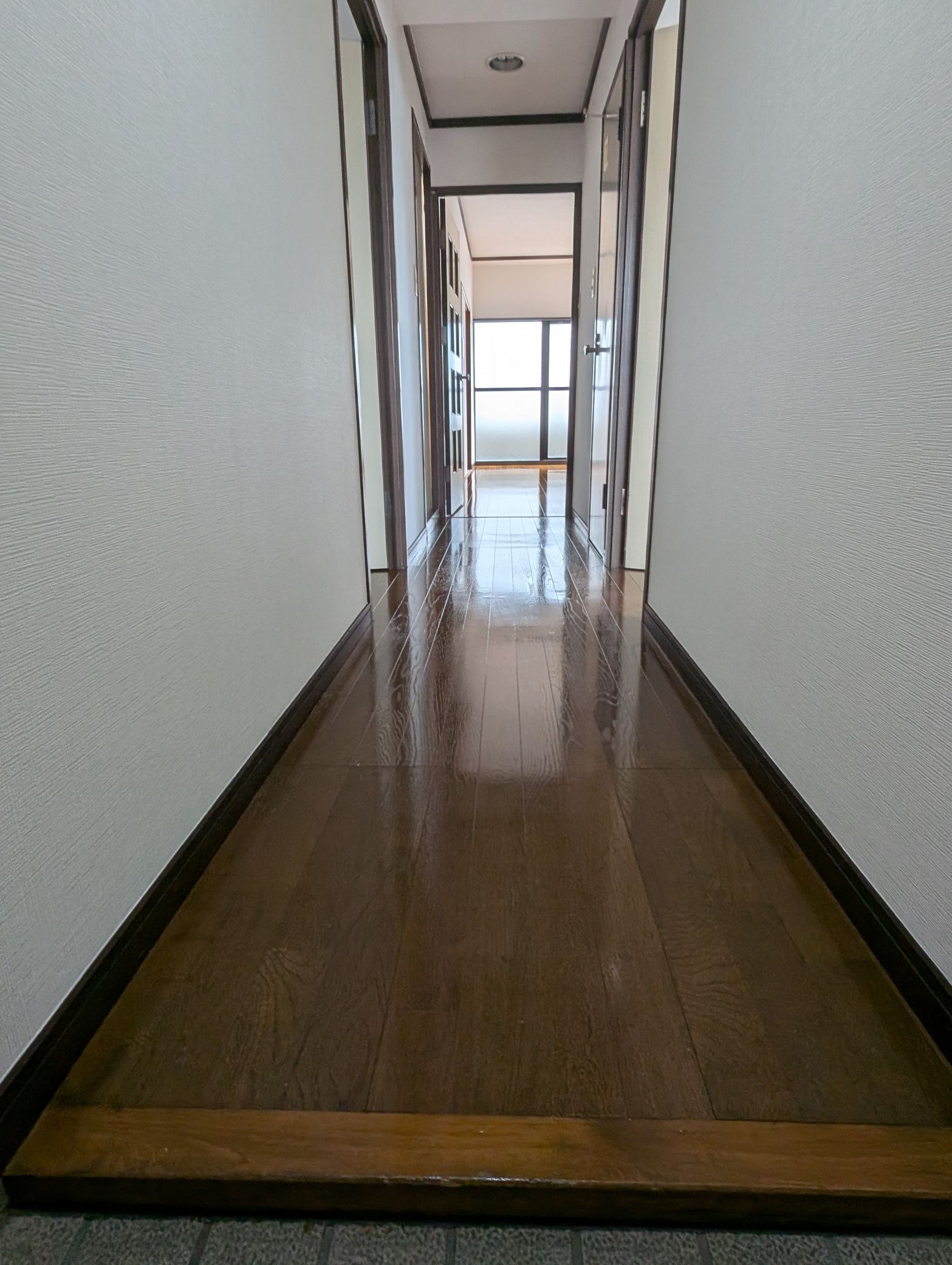 プレステージ城南 玄関