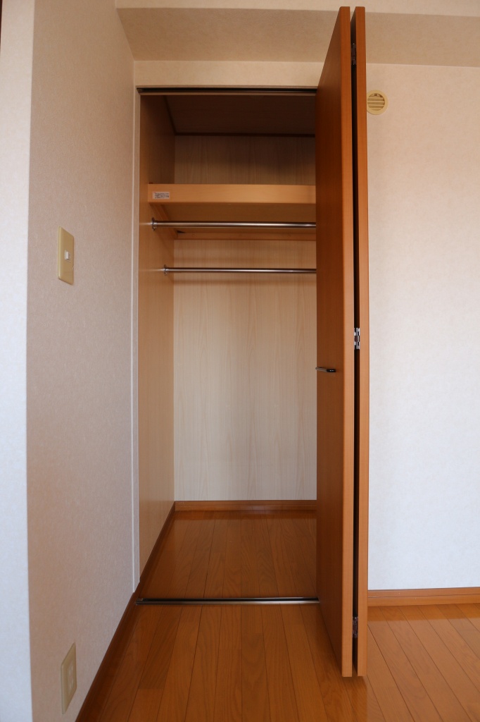 アークプラザしおばる 収納　※別号室参考写真