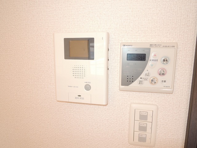 ヴェルゾン ＴＶホンで来客の確認　別号室参考写真