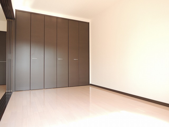 ヴェルゾン リビング横の洋室　別号室参考写真