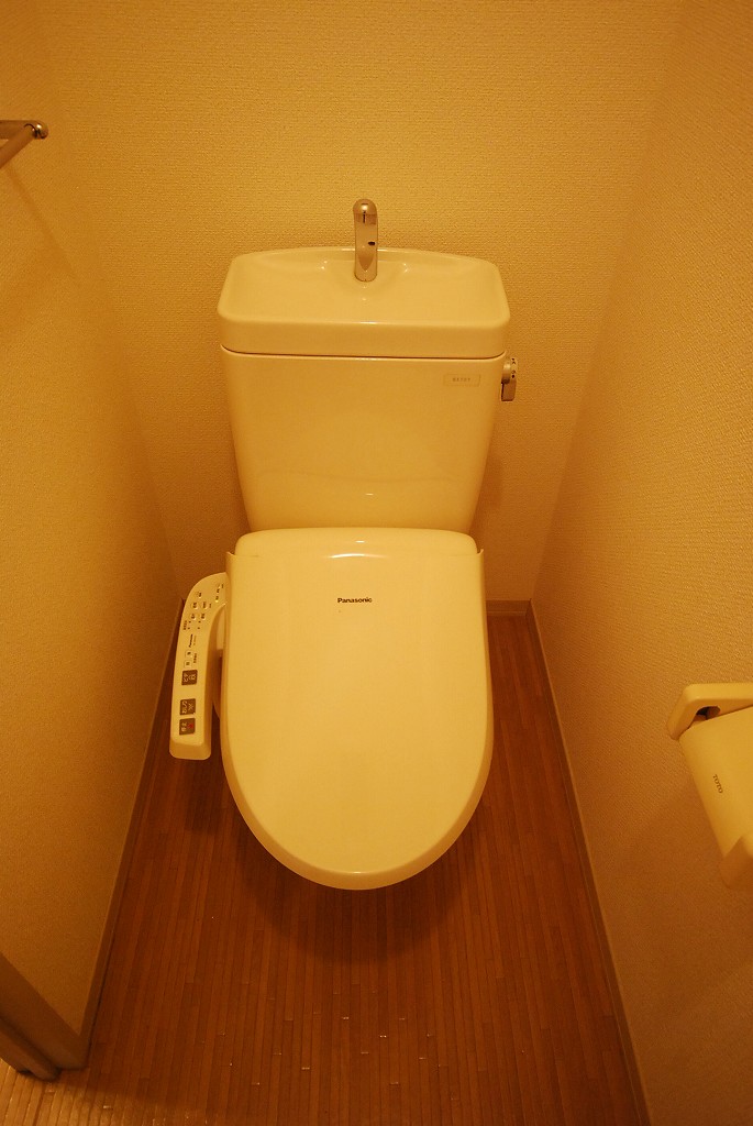 ソレイユ大谷　 トイレ※他部屋参考写真