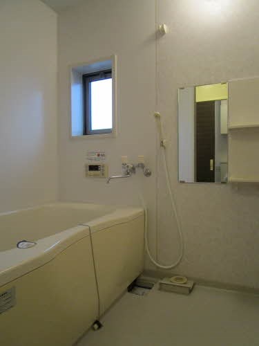 セレーノ・プレイスB バス・シャワールーム