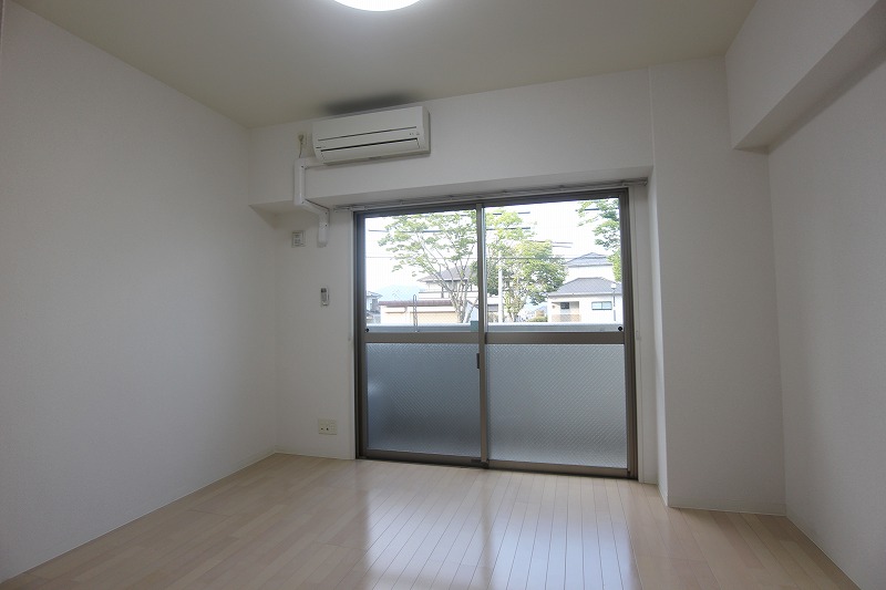 グランシャリオ日の里   エアコン付のお部屋です。