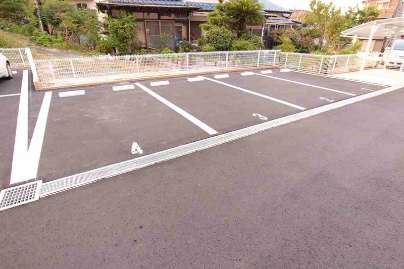 サクラーレ 敷地内駐車場