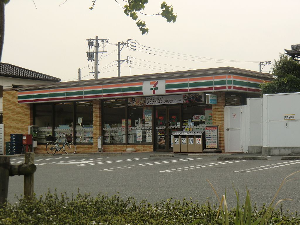 イーハトーヴKN セブンイレブン筑紫野原田2丁目店