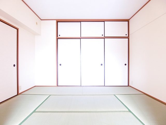 シャトル浩栄 収納