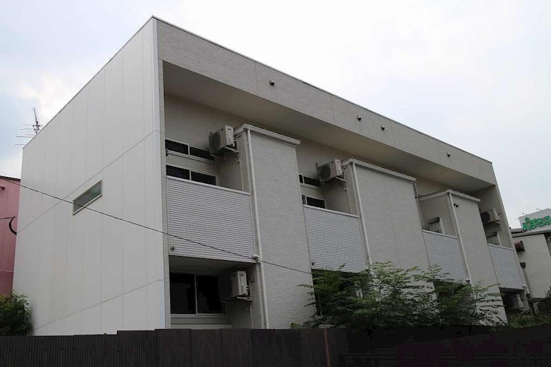 EFIL　D-1（エフィールディーワン） 人気デザイナーズアパートです♪　二日市商店街の中にあります。
