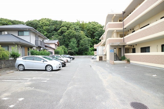 SP江辻 エントランス