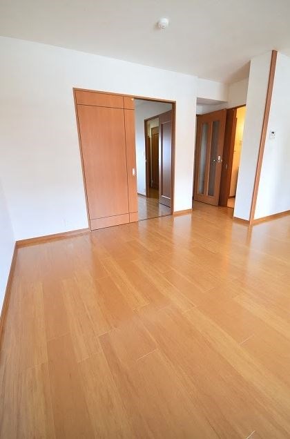 スカイシャトレ柚須 ベッドルーム