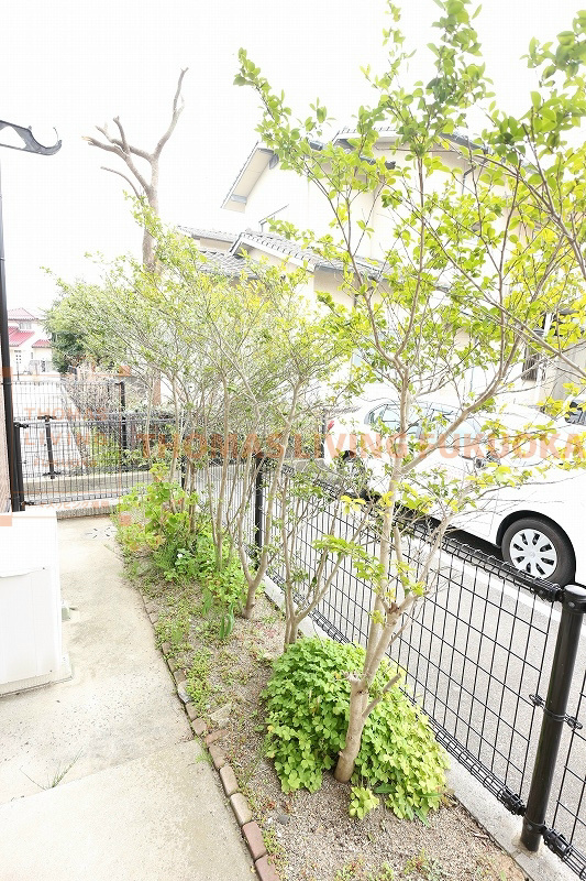 シャレール花見  敷地内ゴミ置場です。