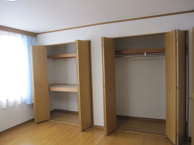 中央ビル 収納
