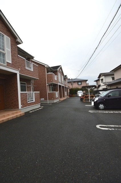 ニュークレコートⅡA 駐車場