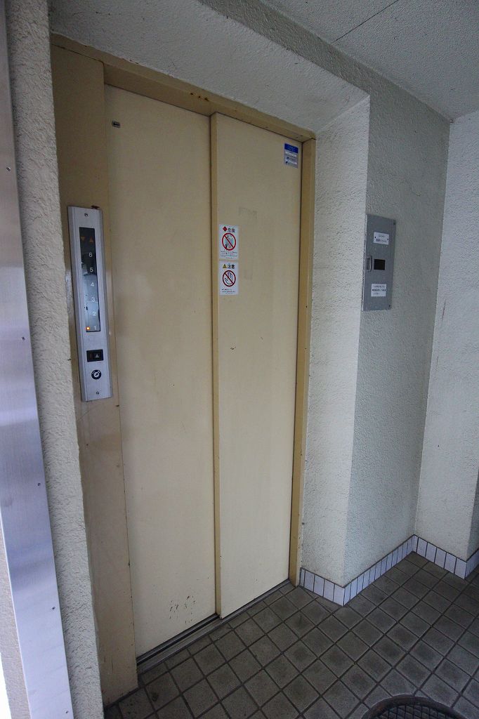 アールズプレイス二日市 エレベーター完備
