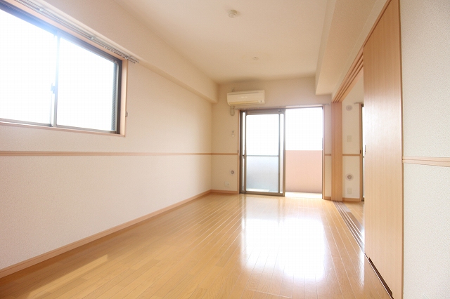 サムティ七隈レイクサイド 別部屋参考写真です。