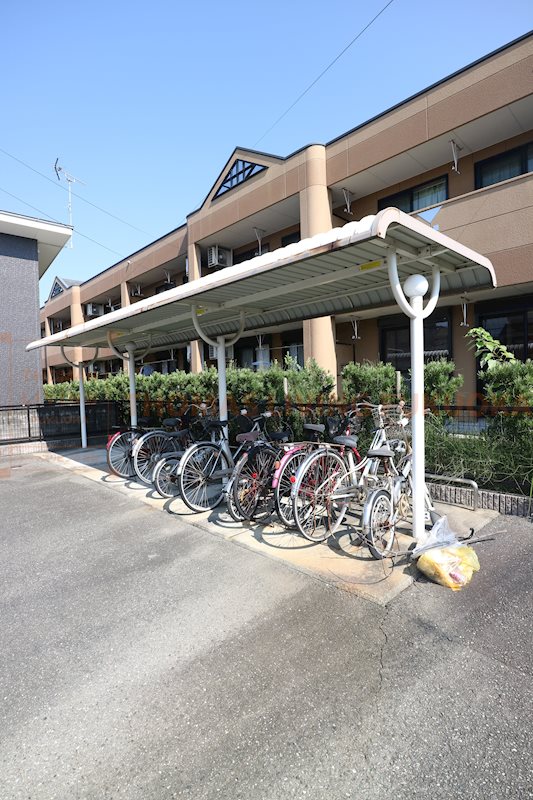 ピュアライズ 駐輪場
