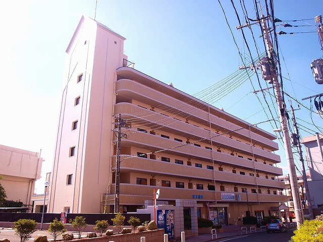 水城小・学業院中そば。好立地マンションです。
