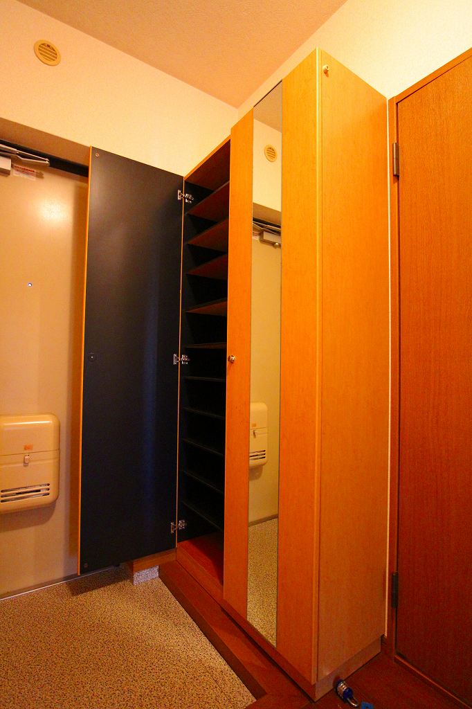 ピア観世S-N ファミリーには嬉しい大きめのシューズボックス。別号室参考写真
