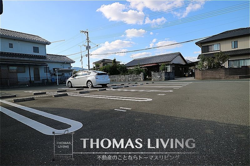ボヌール楽市 駐車場