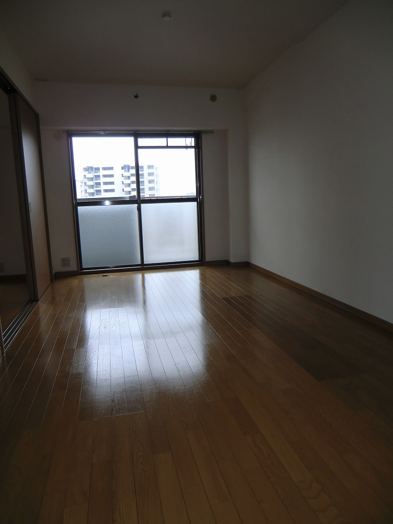 シャトレ壱番館 リビング※別号室の写真になります。