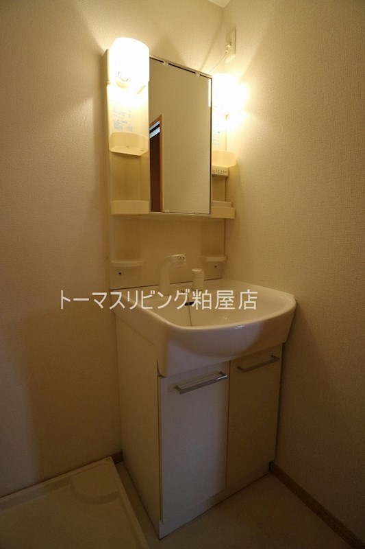 フォンティーヌ清水　B棟 洗面所