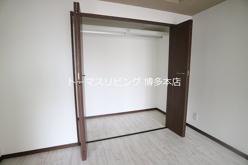 イルフビル  収納