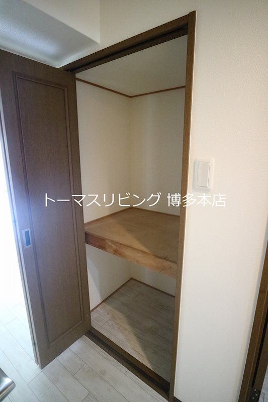 イルフビル  その他