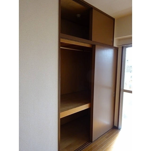 アーバニー大賀 収納