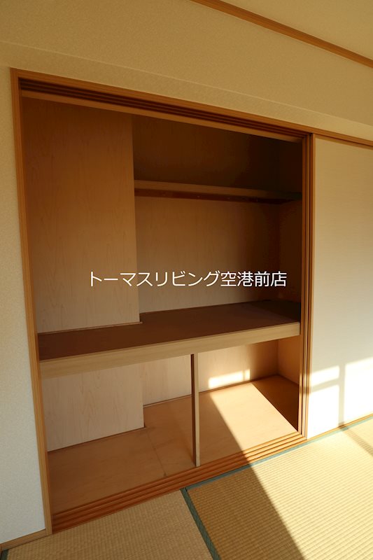 シャトレ東 収納