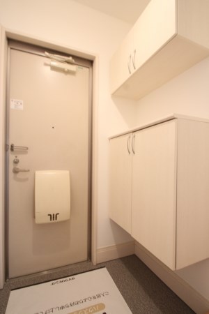 オッツ丸善 写真は別号室です。