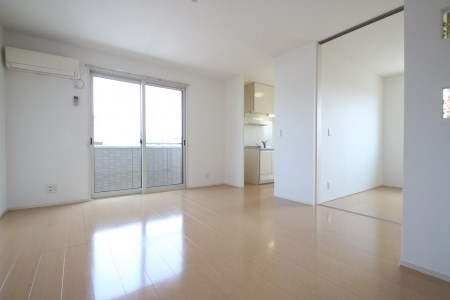 オッツ丸善 写真は別号室です。