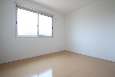 オッツ丸善 写真は別号室です。