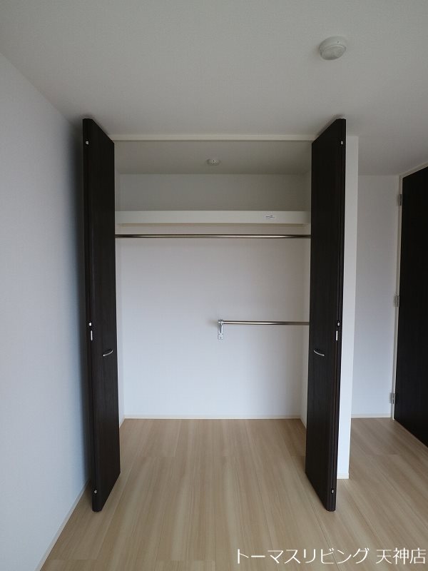 D-room地行  収納