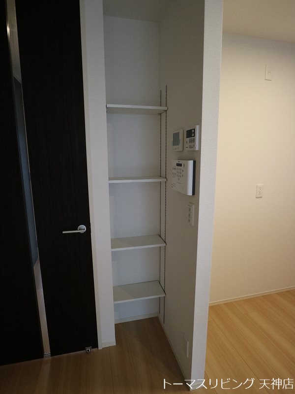 D-room地行  その他