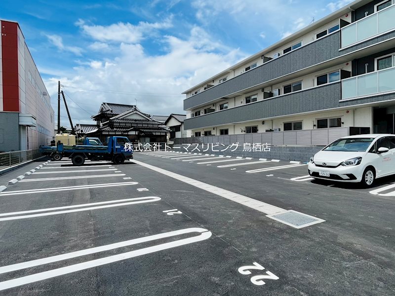 コーディアル 駐車場