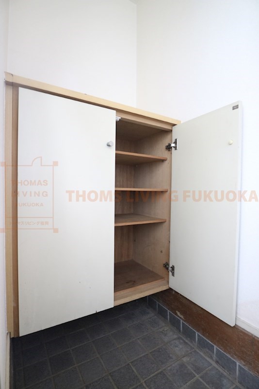 一急八休舎 玄関