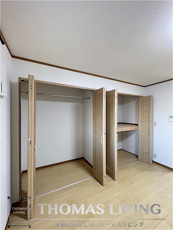原田ビル 大容量のクローゼット御座いますよ。