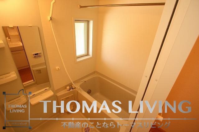 ヴェルドミール Ⅲ 小窓があり換気がしやすいですね。