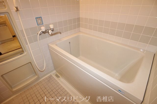 香椎東映マンション 風呂（別号室参考写真）
