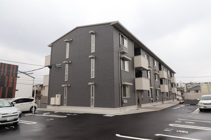お部屋探しはトーマスリビング粕屋店へ