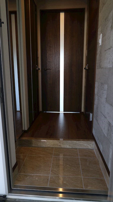 エムビルデベロップコアⅦ 玄関