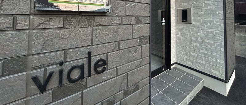viale エントランス