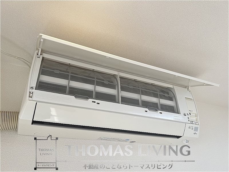 ローズヒルズ 冷暖房機能付きエアコン御座いますよ。