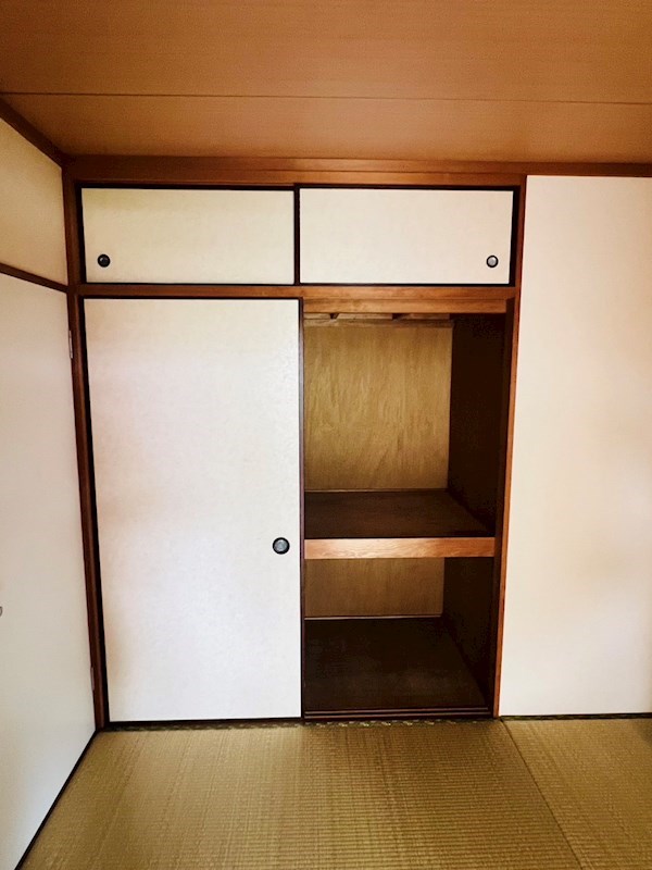 アドバンストラスト26B  収納